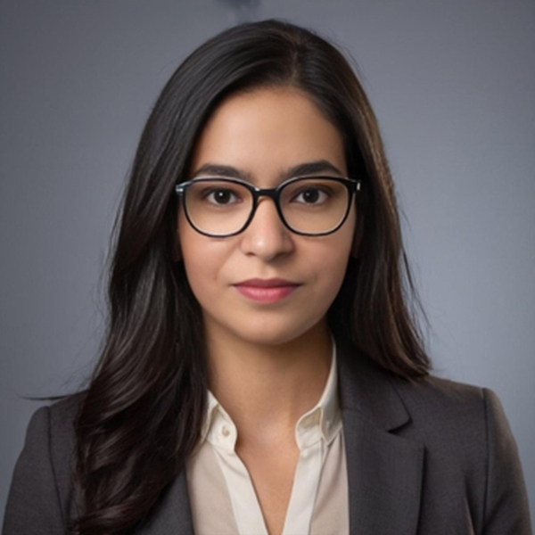 Neha - Biology tutor - Montreal