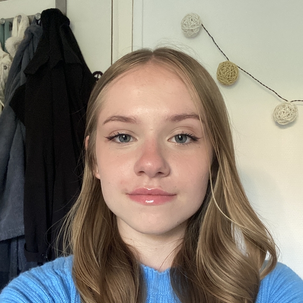 Morgane - Prof d'histoire - Janville-sur-Juine