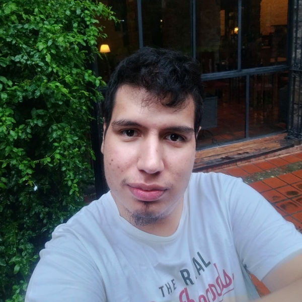 Facundo - Profesor de informática - San Miguel de Tucumán