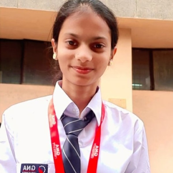 Alisha - English tutor - Phagwara