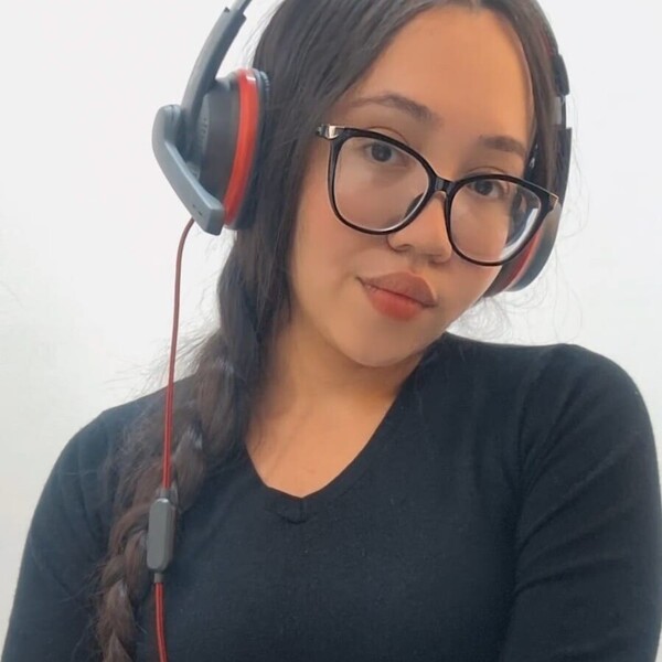Maria - Professor de linguagens de programação - Cedro (Ceará)
