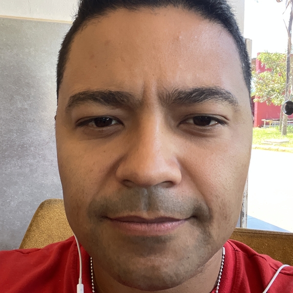 Bruno - Prof de inglês - Brasília