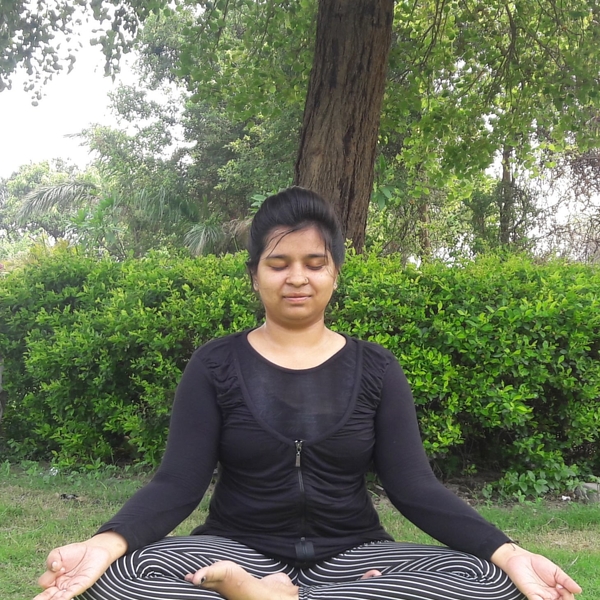 Smriti - Yoga instructor - Meerut