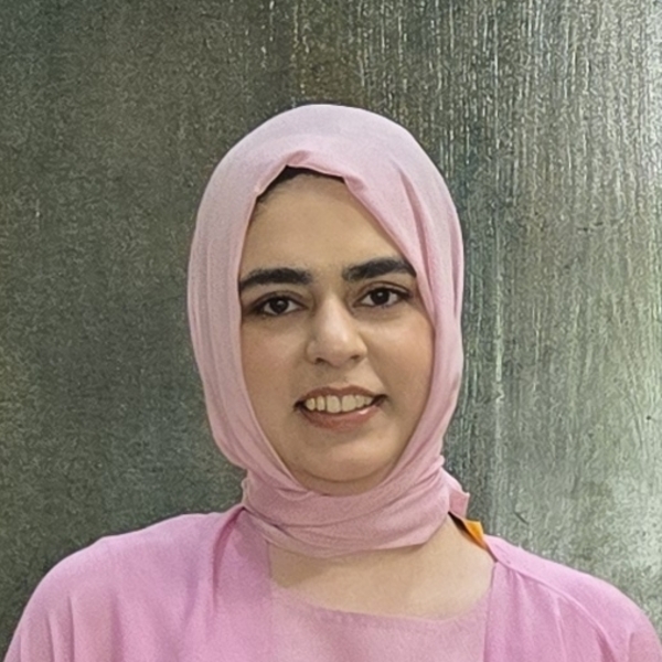 Inaya - English tutor - Brampton