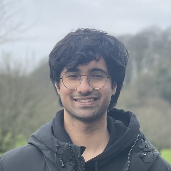 Shreyansh - Economics tutor - London
