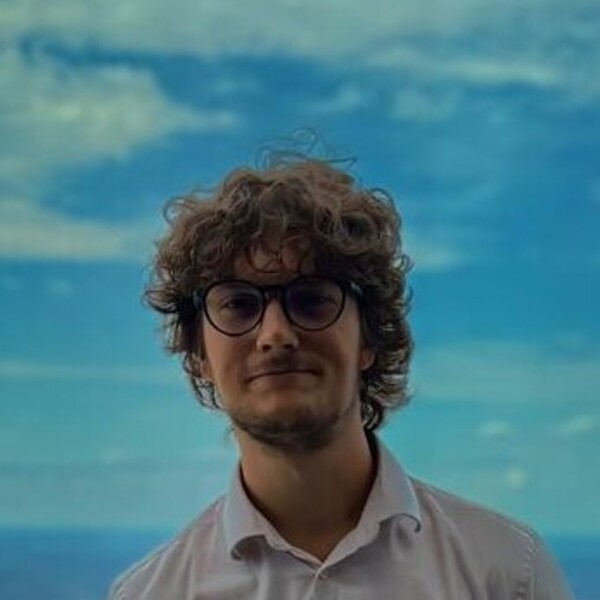 Romain - Prof de maths - Épinal