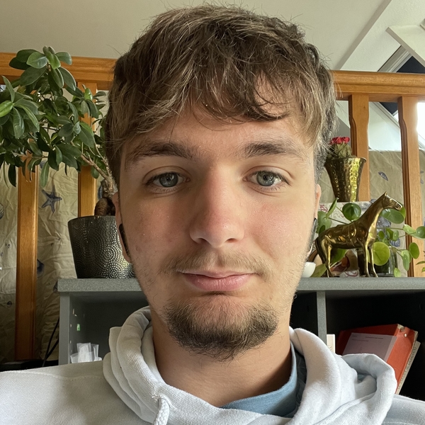 Luc - Prof de maths - Cesson-Sévigné