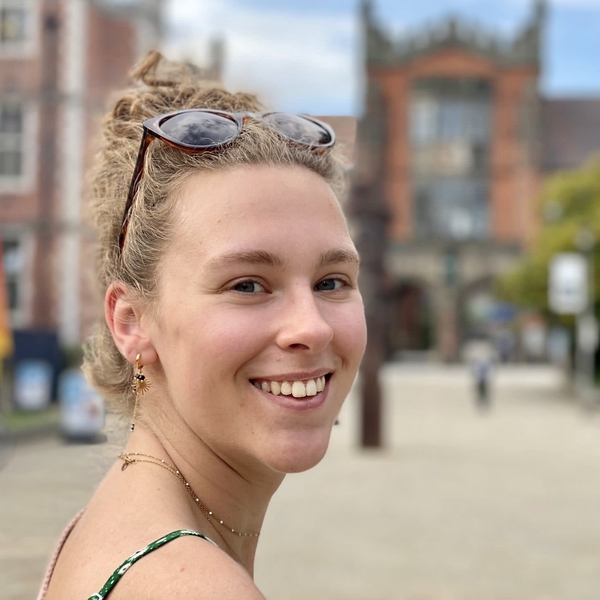Louise - Prof de français - Waremme