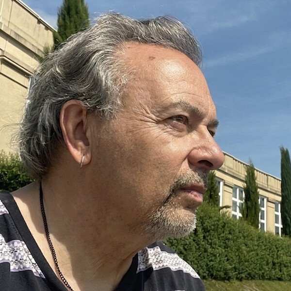 Alain - Prof de guitare acoustique - Voisins-le-Bretonneux