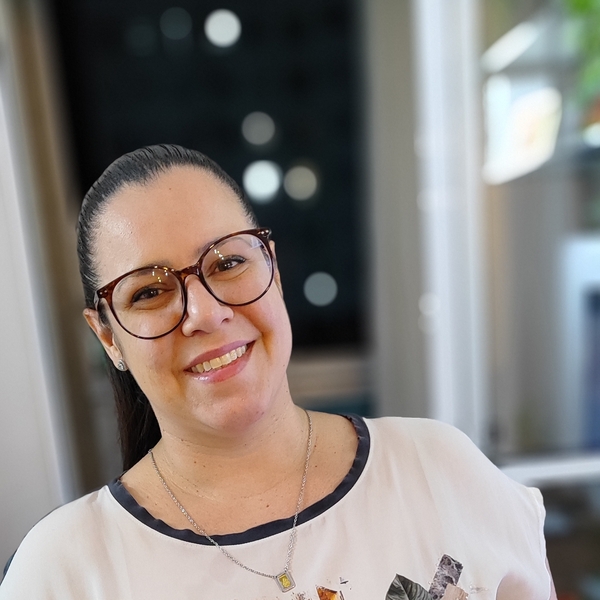 Amanda - Professor de português para estrangeiros - Maringá