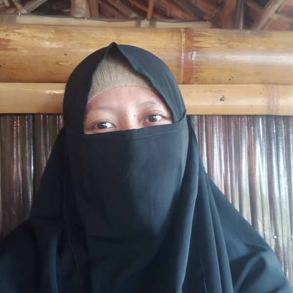 Dewi - Guru akuntansi - Kecamatan Cileungsi