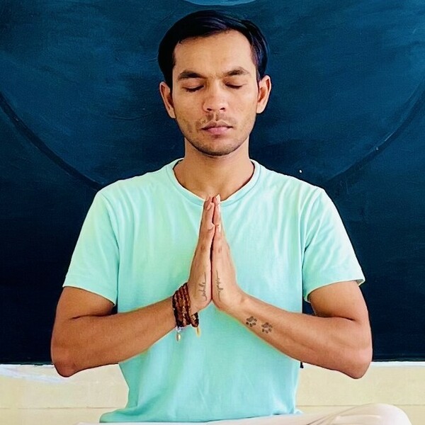 Rahul - Yoga tutor - California City