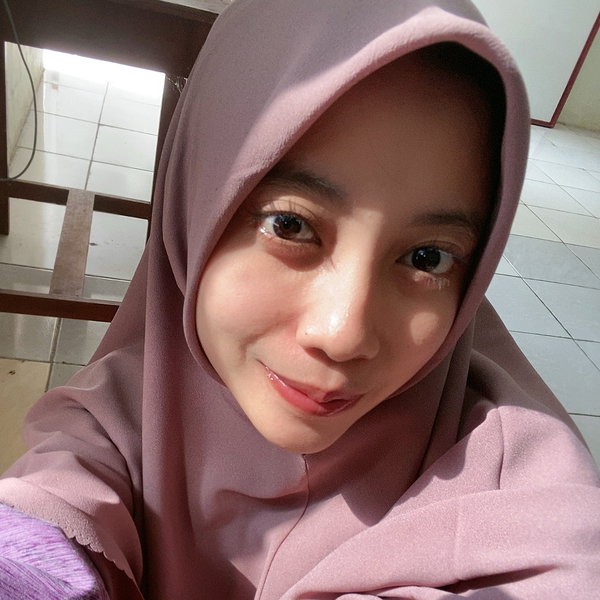 Nurul - Guru bahasa inggris - Serang