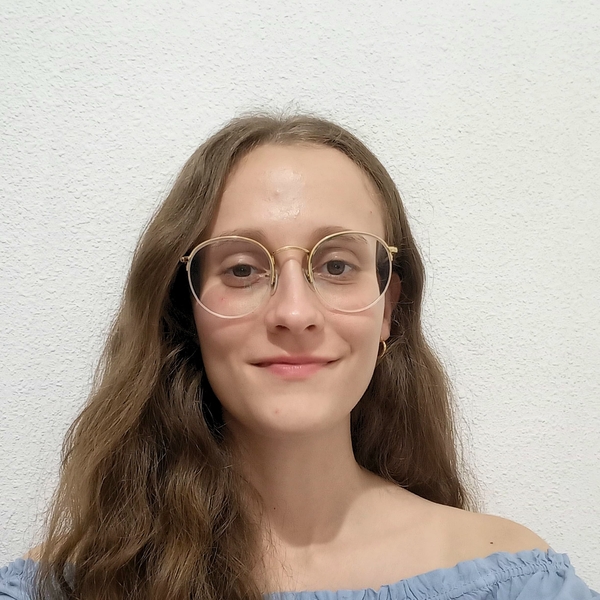 Irene - profesor de biología - Estepona