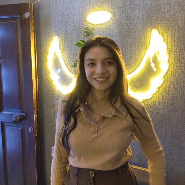 Rabia Sultan - Matematik öğretmeni - Ankara