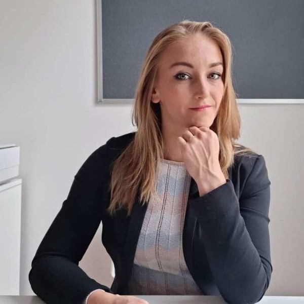 Katerina - Englischlehrerin - Wien