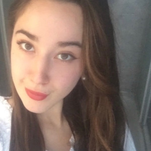 Maitei - Prof d'anglais - false