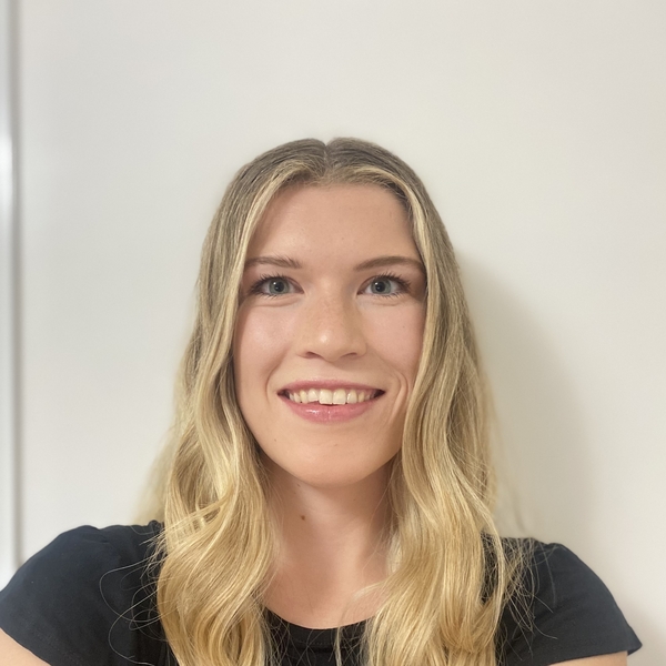 Julia - English tutor - Hamilton