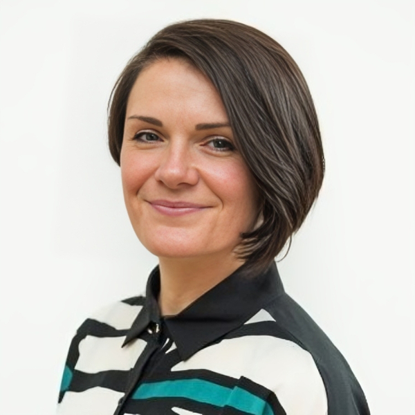 Luna - Chess tutor - Winnipeg