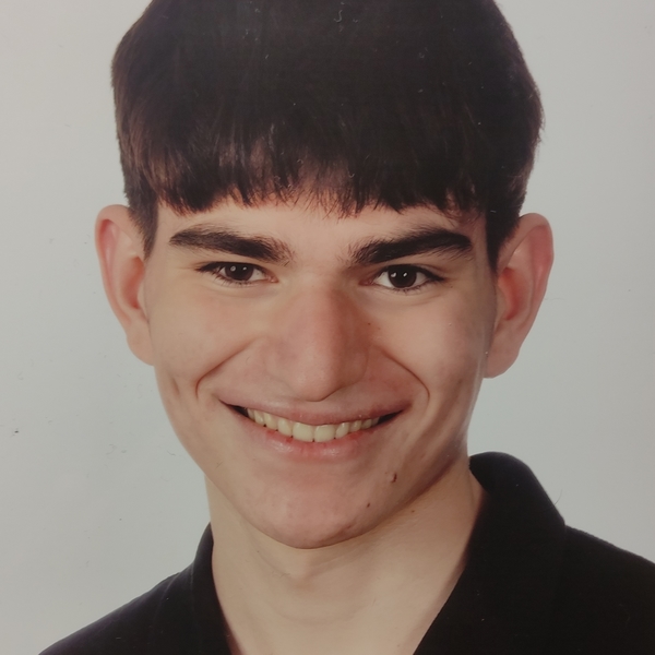 Adrián - prof de Matemáticas - Madrid