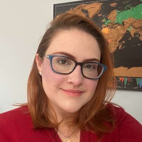 Natália - Professor de português para estrangeiros - Engenho do Mato