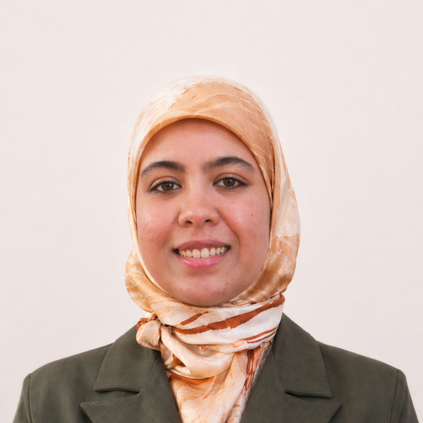 Nouhaila - Prof d'arabe - 