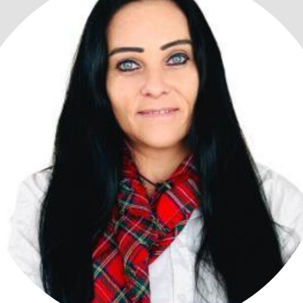 Crystal - English tutor - Durban