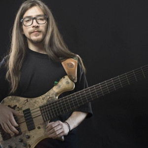 Luciano - Profe de bajo - Santiago