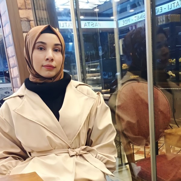 Fatıma - Kuran okuma öğretmeni - Suluova
