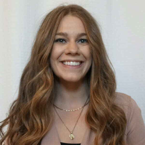 Elena - French tutor - Vancouver