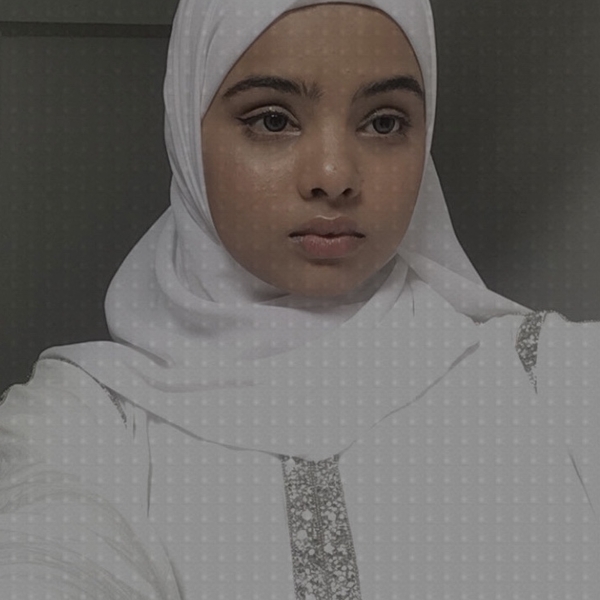 Shabina - English tutor - Pune