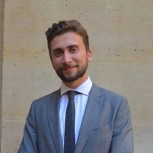 Pierre-Antoine - Prof de droit constitutionnel - Paris