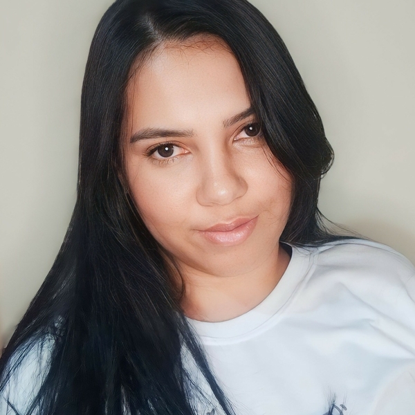 Marcilia - Professor de português para estrangeiros - Araguari