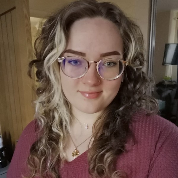 Lily - Maths tutor - Wallasey