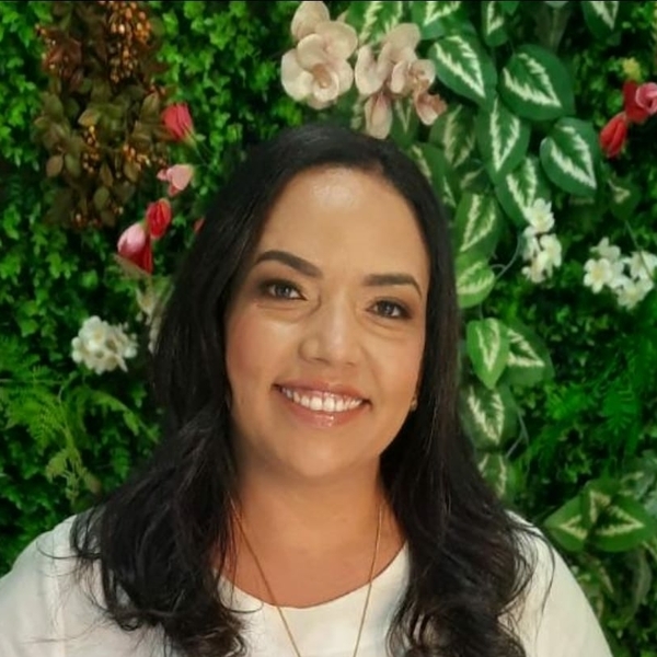 Kelly - Professor de pedagogia - Residencial Jardim Canedo I