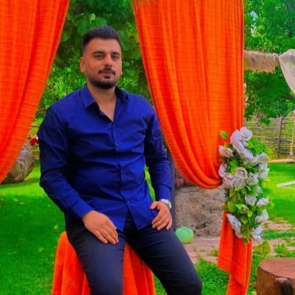 Alihan - Matematik öğretmeni - Iğdır
