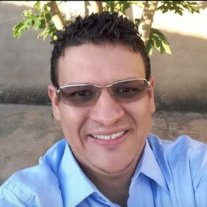 Cleiseano Emanuel - Professor de química - Uberlândia