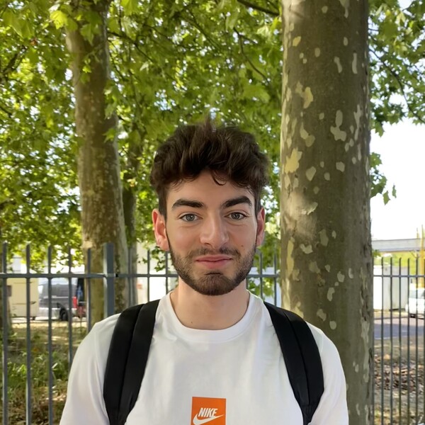 Maxime - Prof de maths - Compiègne