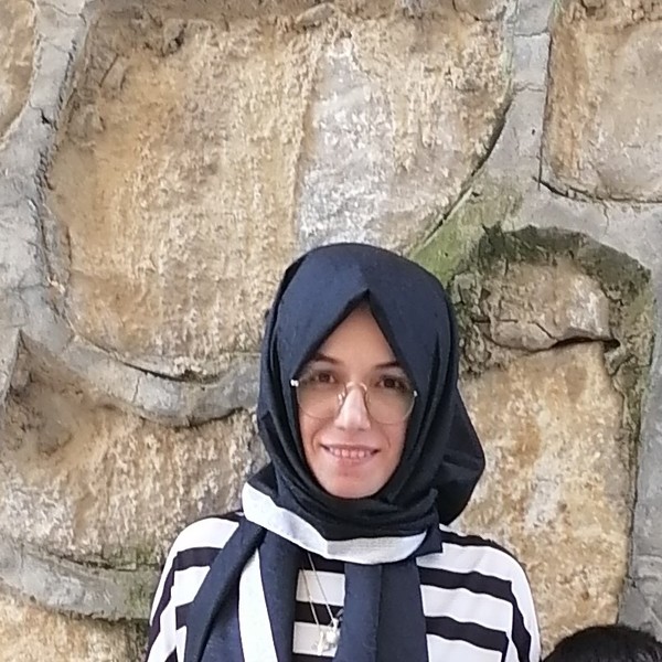 Duygu - Fransızca öğretmeni - 