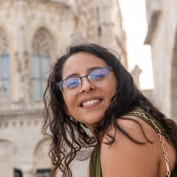 Adriana - Profe de arquitectura - Cancún