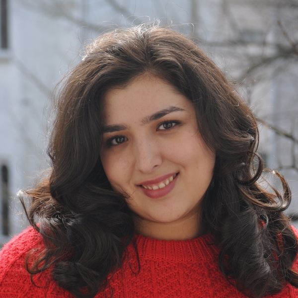 Aylin - Lehrkraft für Statistik - Hamburg