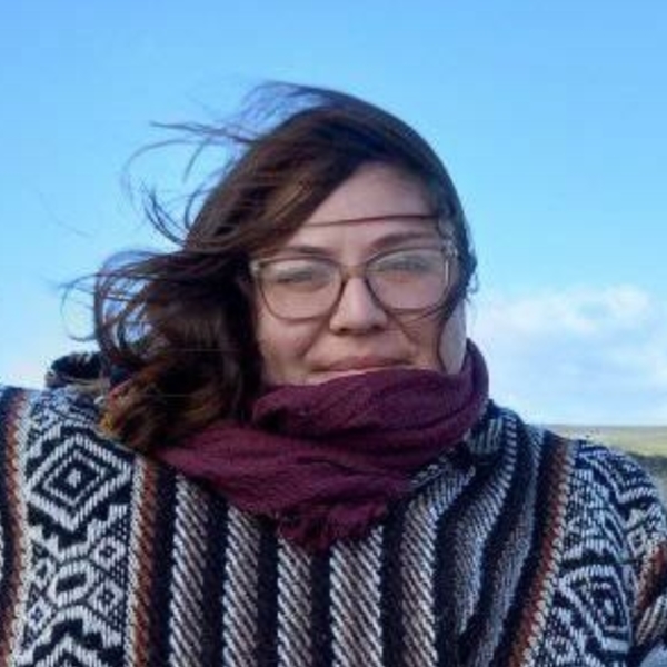 Priscila Yshi - Profesor de filosofía - Chaitén