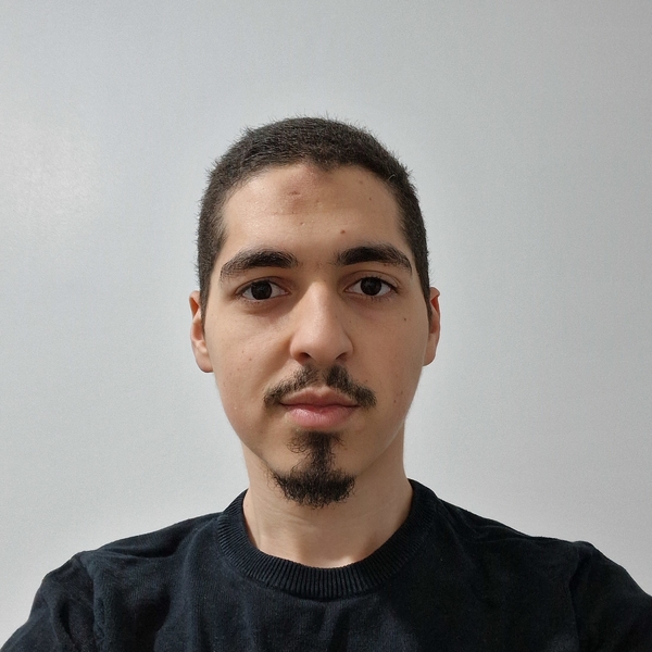 Oussama - Prof d'arabe - Marseille