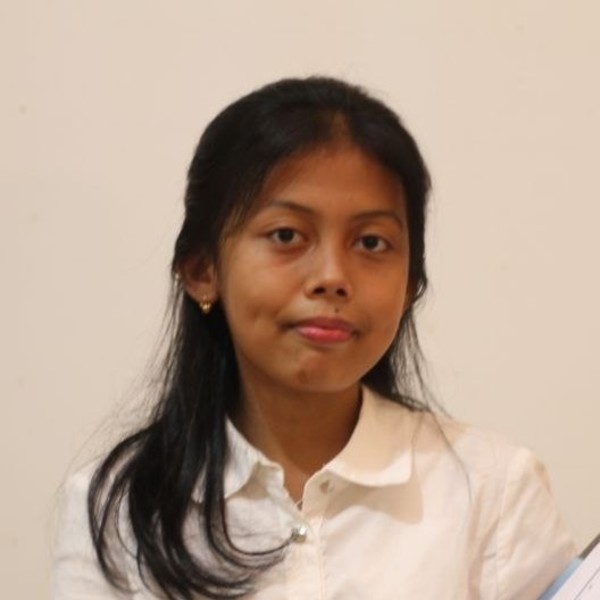Klara - Guru bahasa inggris - Palembang
