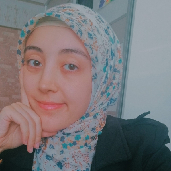 Hatice Şeyma - İngilizce öğretmeni - 