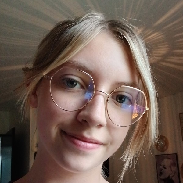 Léna - Prof d'aide aux devoirs - Noroy-le-Bourg