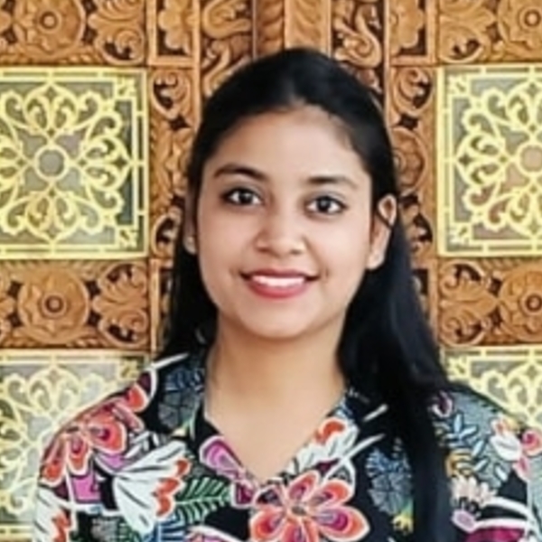 Devanshi - Dance tutor - Dumbisai