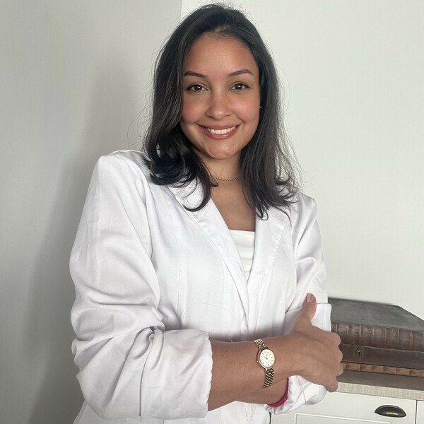 Thaina - Professor de fisiologia - Manduri