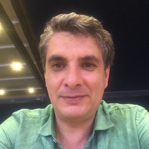 Hale - Piyano öğretmeni - Muğla