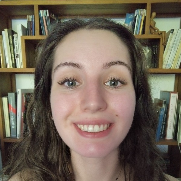 Alice - Prof de droit (mixte) - Saint-Denis